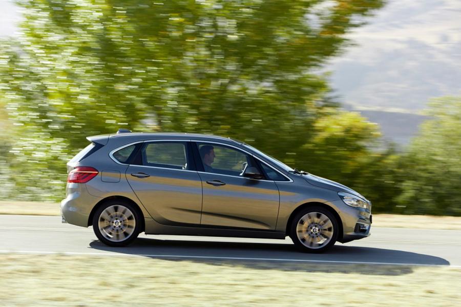  BMW 2-Series Active Tourer 2014 года  (фото 8 из 64)